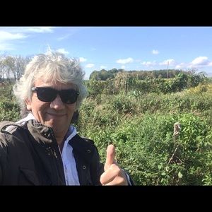 Meet your Posher, Manuel